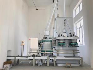 Máquina de Pesagem e Embalamento